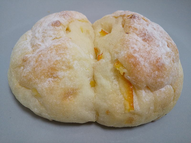 オレンジの白パン フリップアップ / 京都グルメガイド