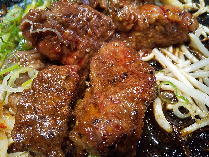 京都 肉食堂 ハラミスタミナ鉄板焼肉