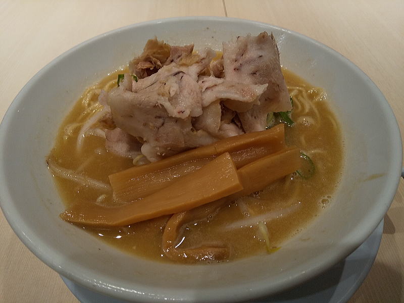 京都ラーメン 信長 / 京都グルメガイド