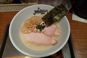 麺と心７ 魚介白湯らーめん / 大阪 ラーメン