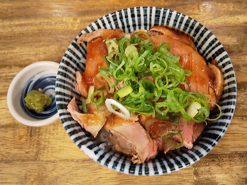 ミニレアチャーシュー丼