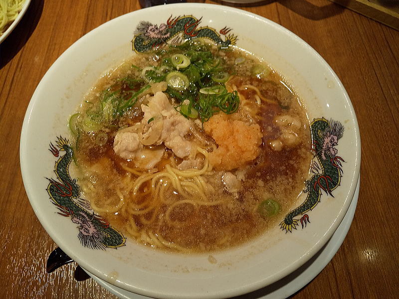 肉醤油ラーメン 肉太郎