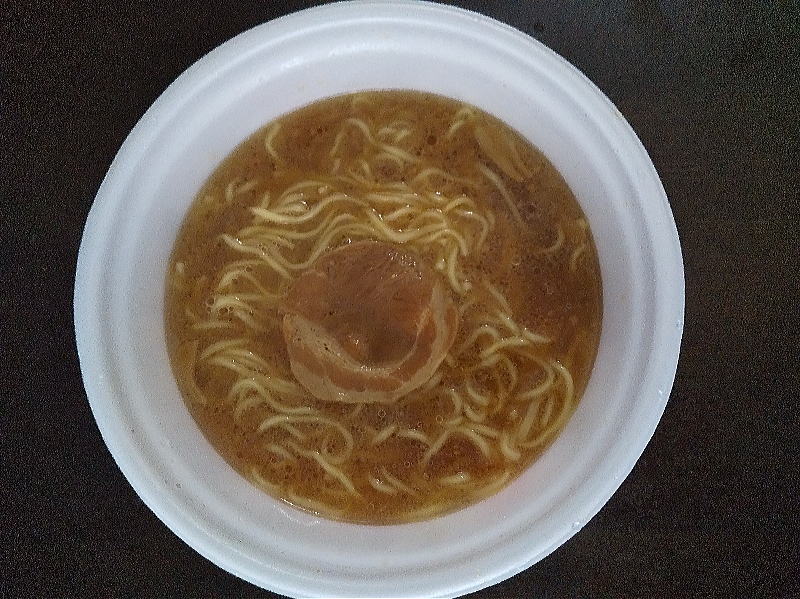 ニュータッチ凄麺「京都背脂醤油味」/ 京都観光旅行ガイド