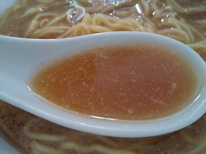 ニュータッチ凄麺「京都背脂醤油味」スープ / 京都観光旅行ガイド